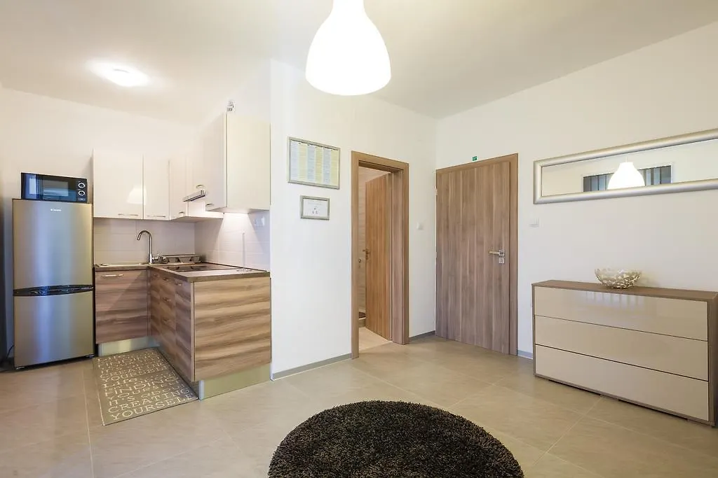 Ivni Apartmani Novigrad Istria Apartman