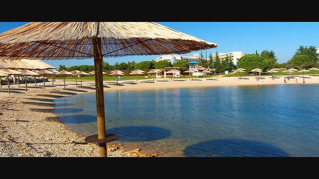 Ivni Apartmani Novigrad Istria Apartman