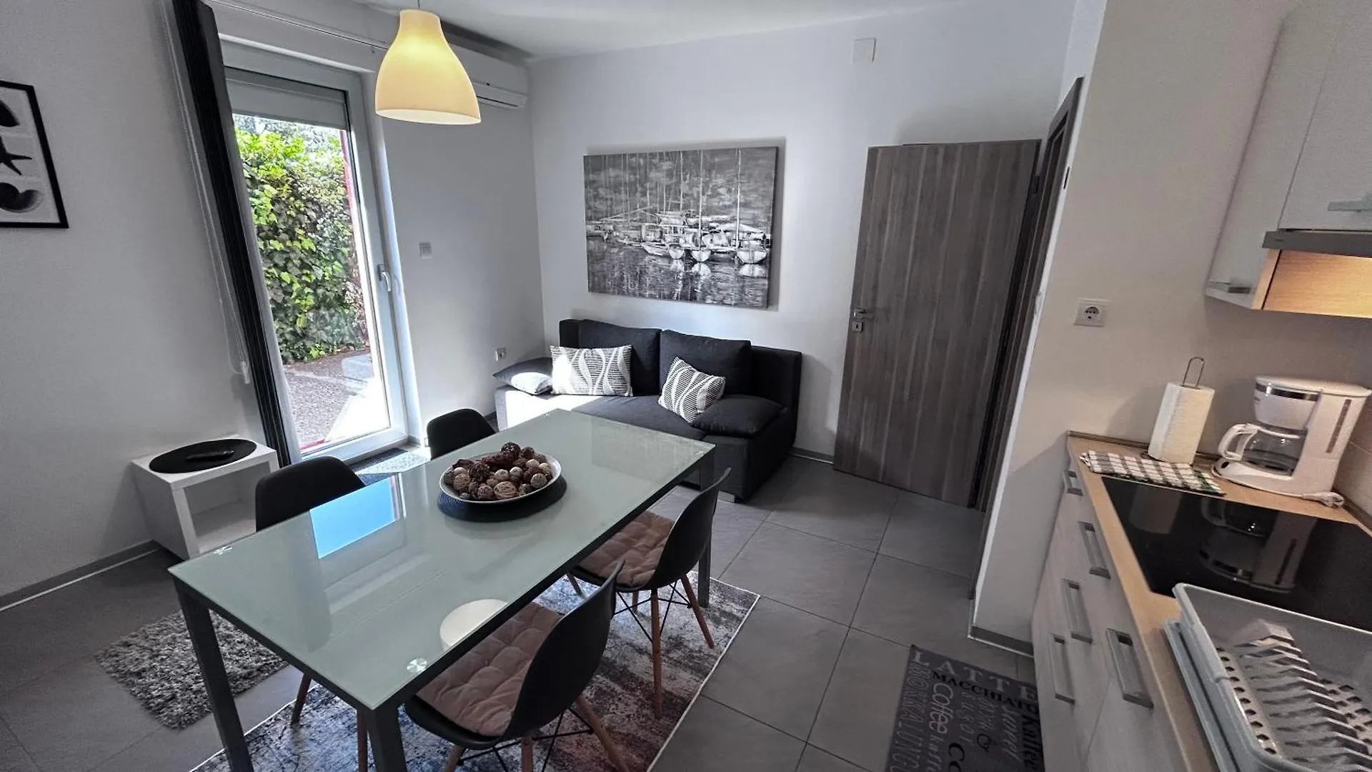 Ivni Apartmani Novigrad Istria Croácia